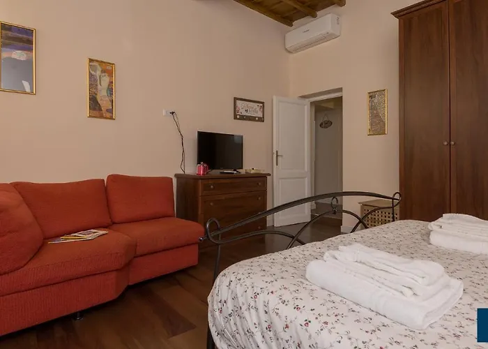 L\'Olimpo Di Estia